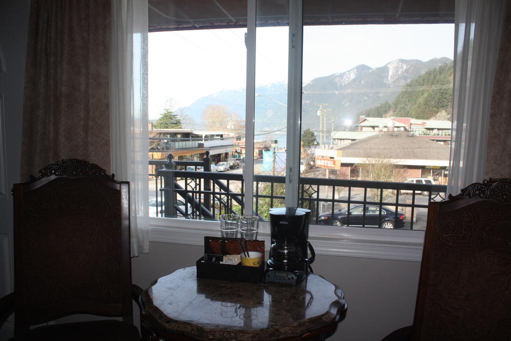 The Classic Horseshoe Bay Motel West Vancouver Zewnętrze zdjęcie